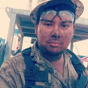 Meet your Posher, Luis